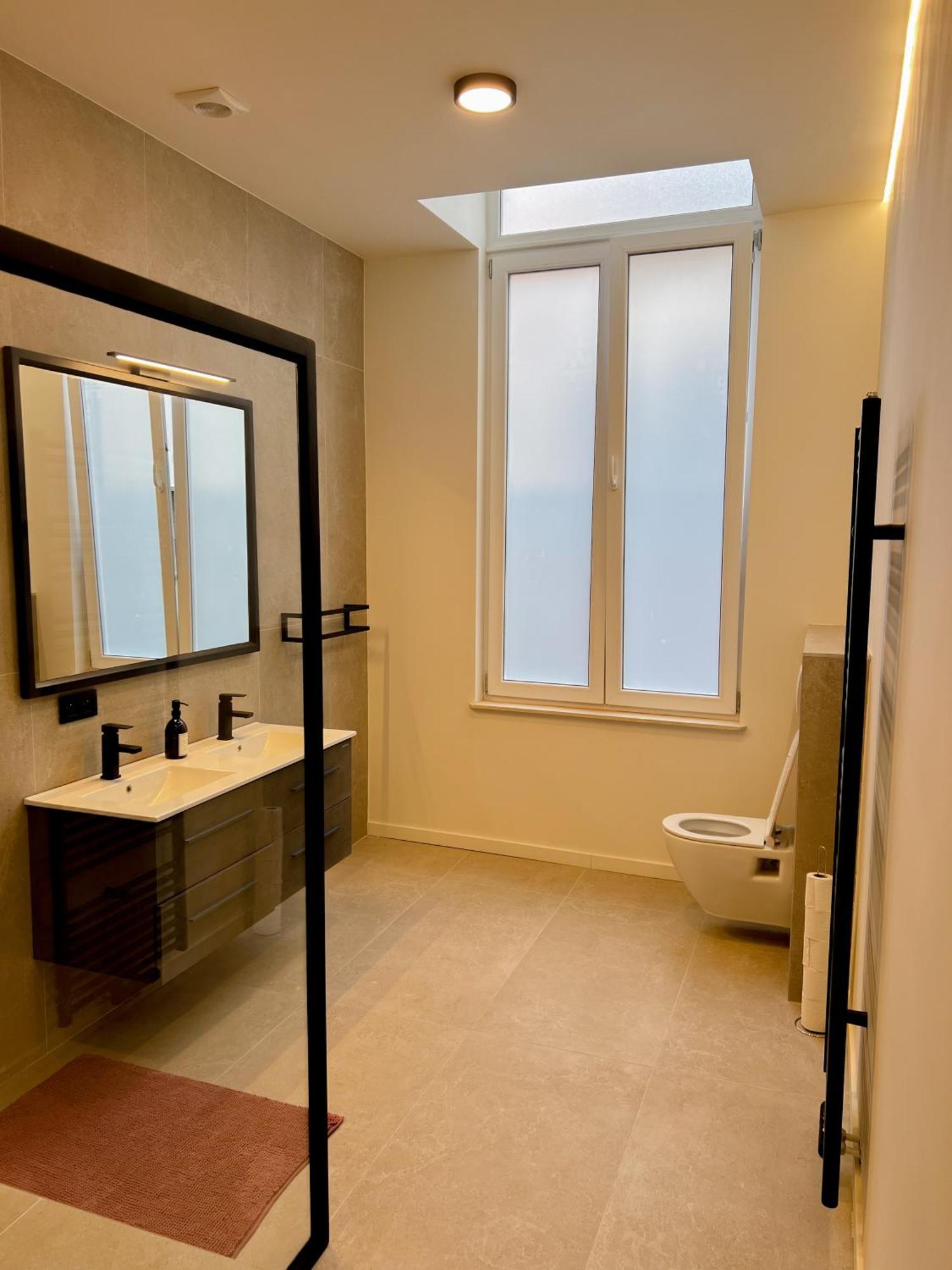 Mayfair Suites Antwerpen Exterior foto