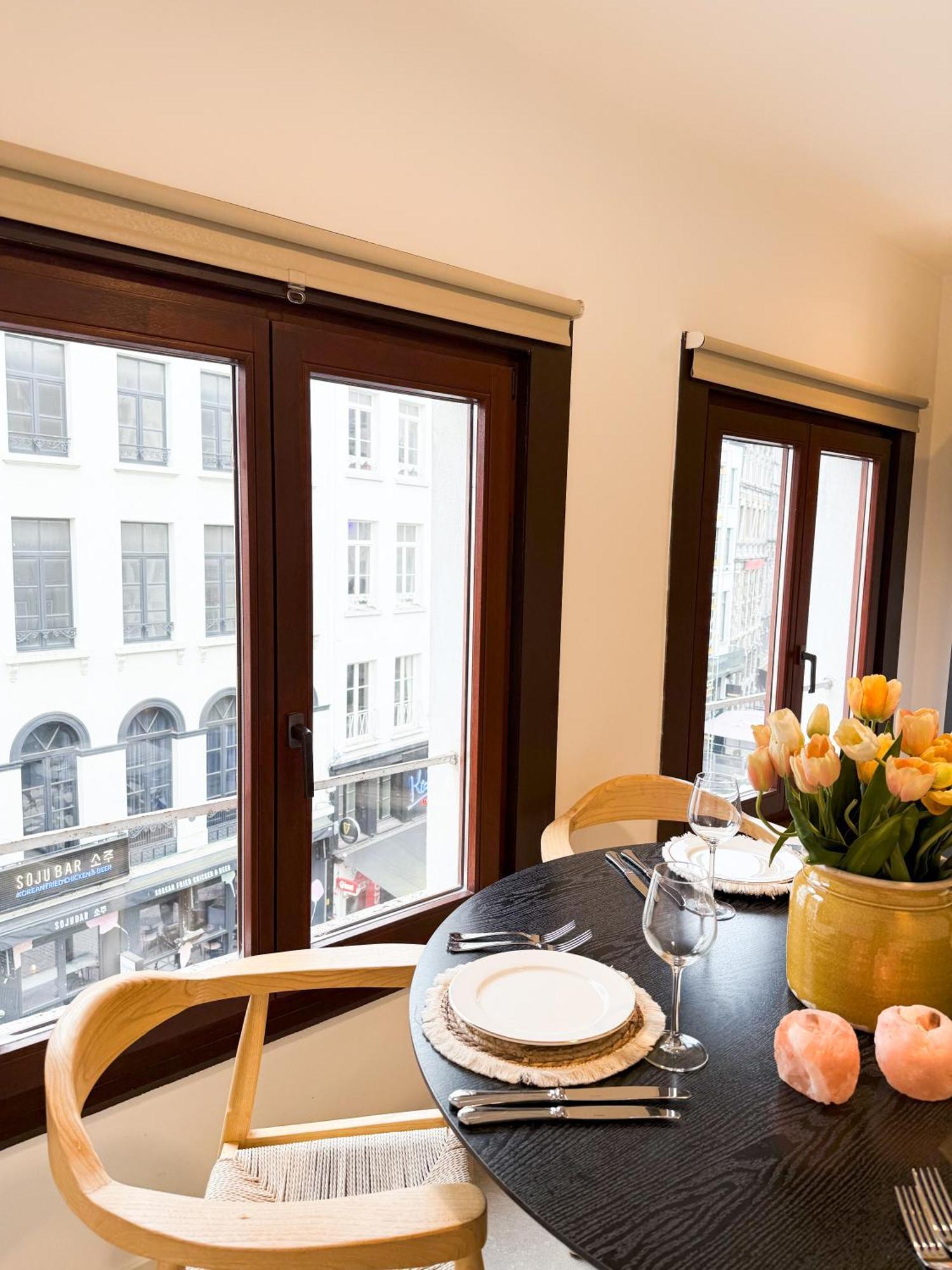 Mayfair Suites Antwerpen Exterior foto